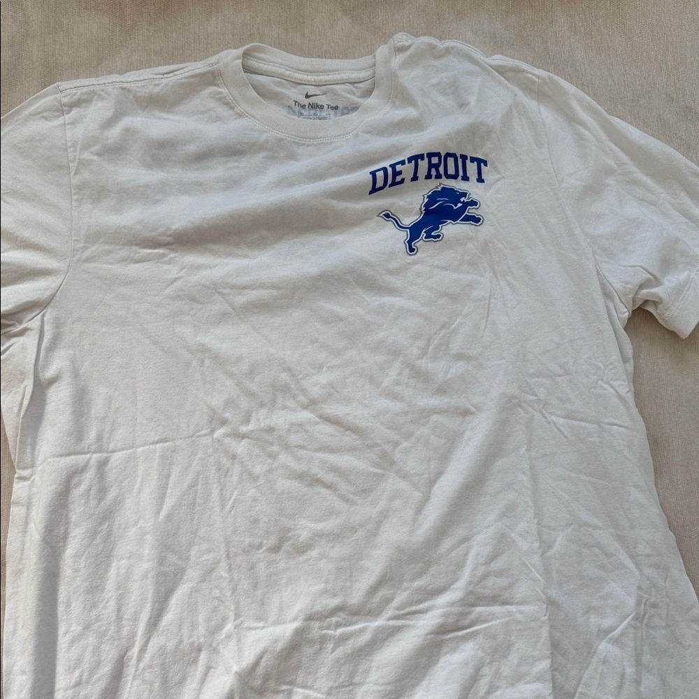 Nike Men's White Tee Detroit Lions  Graphic